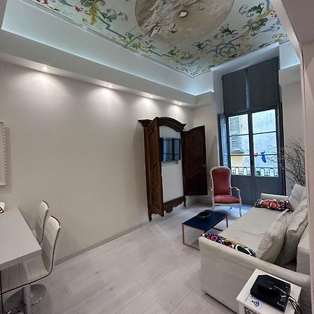 Luxury Apartment In The Heart Of Old Town Nice. Kültér fotó
