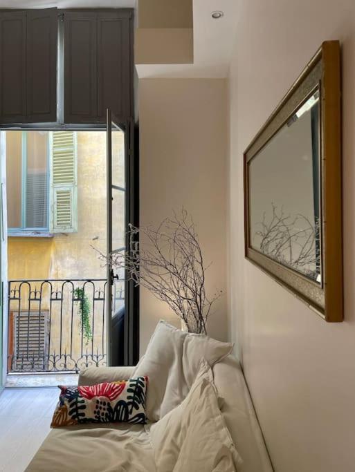 Luxury Apartment In The Heart Of Old Town Nice. Kültér fotó