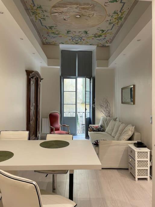 Luxury Apartment In The Heart Of Old Town Nice. Kültér fotó