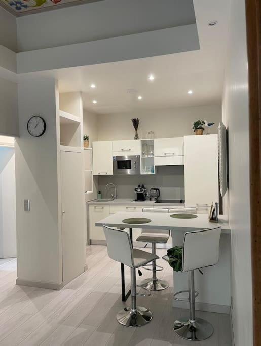 Luxury Apartment In The Heart Of Old Town Nice. Kültér fotó