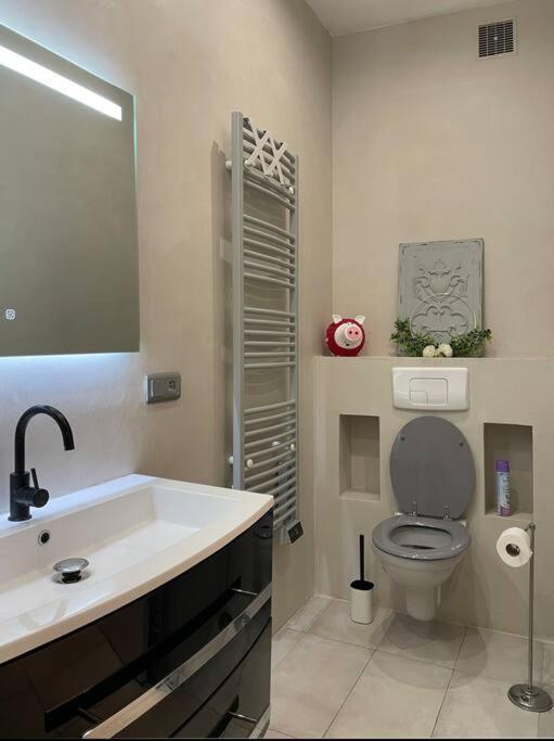 Luxury Apartment In The Heart Of Old Town Nice. Kültér fotó