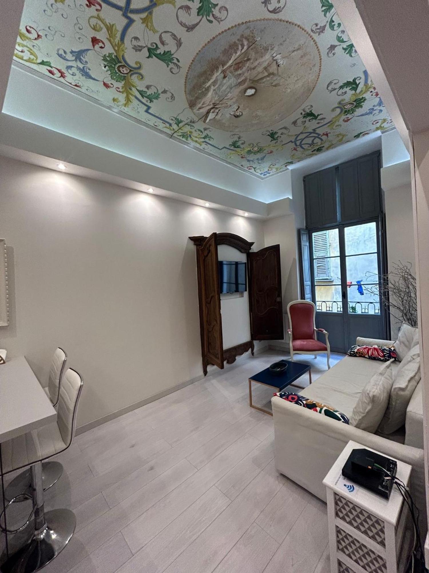 Luxury Apartment In The Heart Of Old Town Nice. Kültér fotó